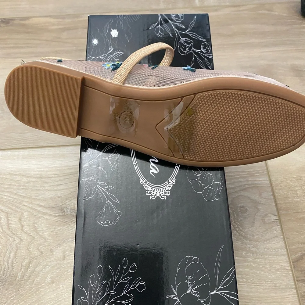 Atalina Embroidered Floral Mesah Mary Jane Flats - Nude/Blush - NWT - Picture 7 of 10